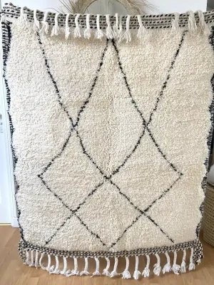 Beni Ouarain Losanges et bords noirs 152X128