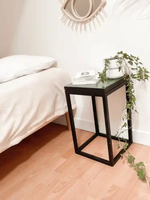 Table en Zellige d'appoint ou de chevet Noa (noir)