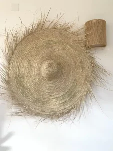 chapeau de paille à frange décoration