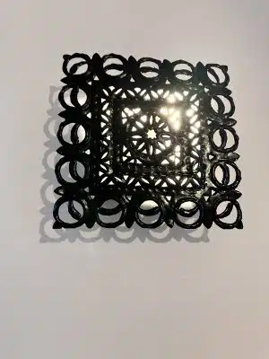 Applique noire en fer forgé