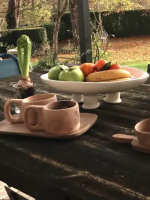 Tasses ou mugs en bois de noyer