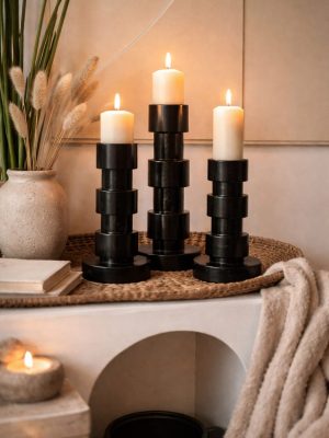 Série de bougeoirs en bois de noyer noir (3)