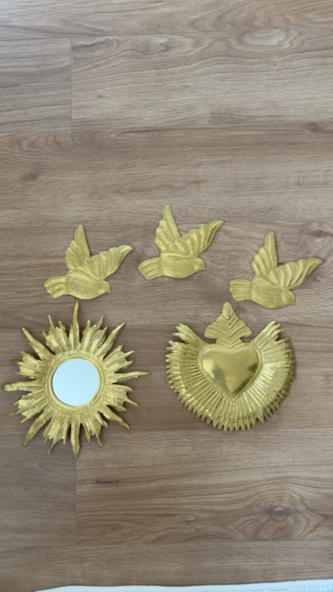 Ex voto Hirondelle en laiton fait mains – Image 3